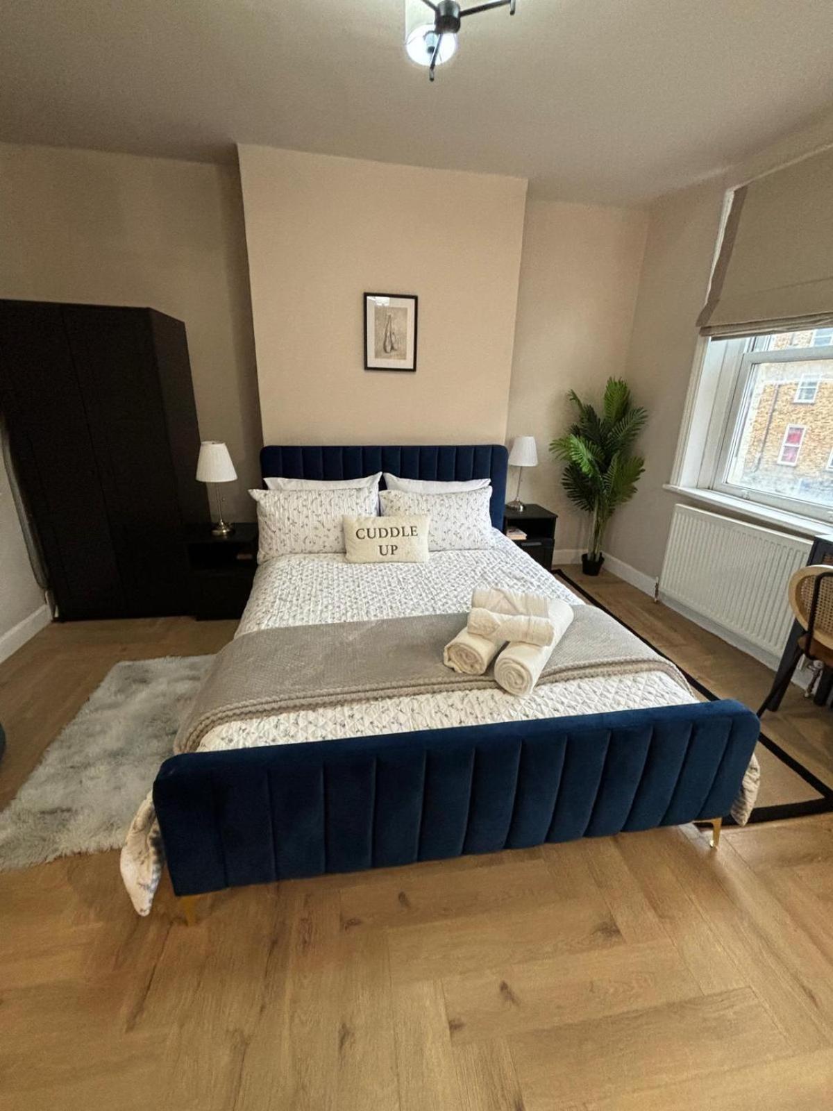 Camden Town Bed & Breakfast London Room photo